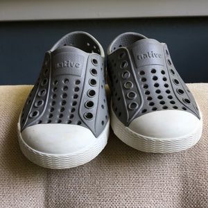 Native Jefferson sandals